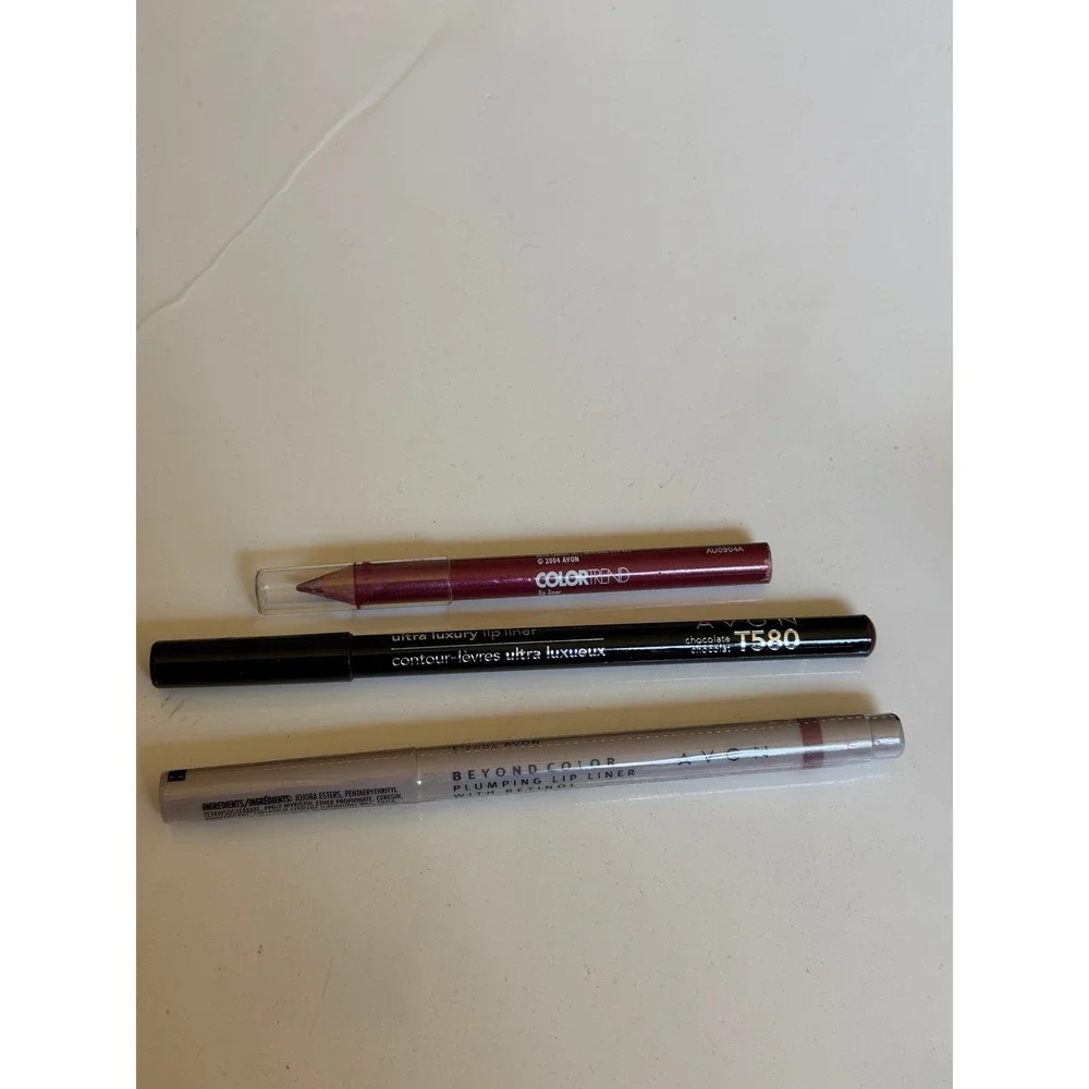 bundle of 3 Avon Lip Liner Trio Rosebud Chocolate Spice Beyond Color Plumping